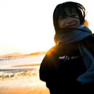 偷拍美女尿尿拉屎黄片
